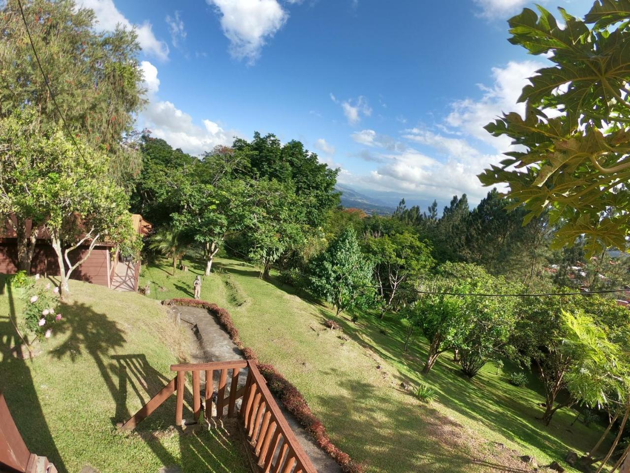 Hospedaje La Naciente Turrialba Kültér fotó
