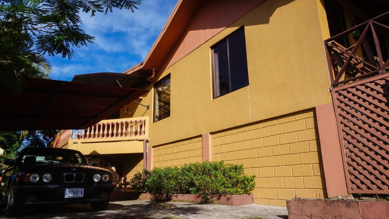 Hospedaje La Naciente Turrialba Kültér fotó